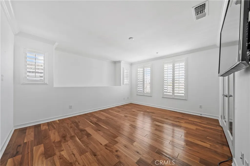 Photo #20: OC25197503 Listing: Photo #20