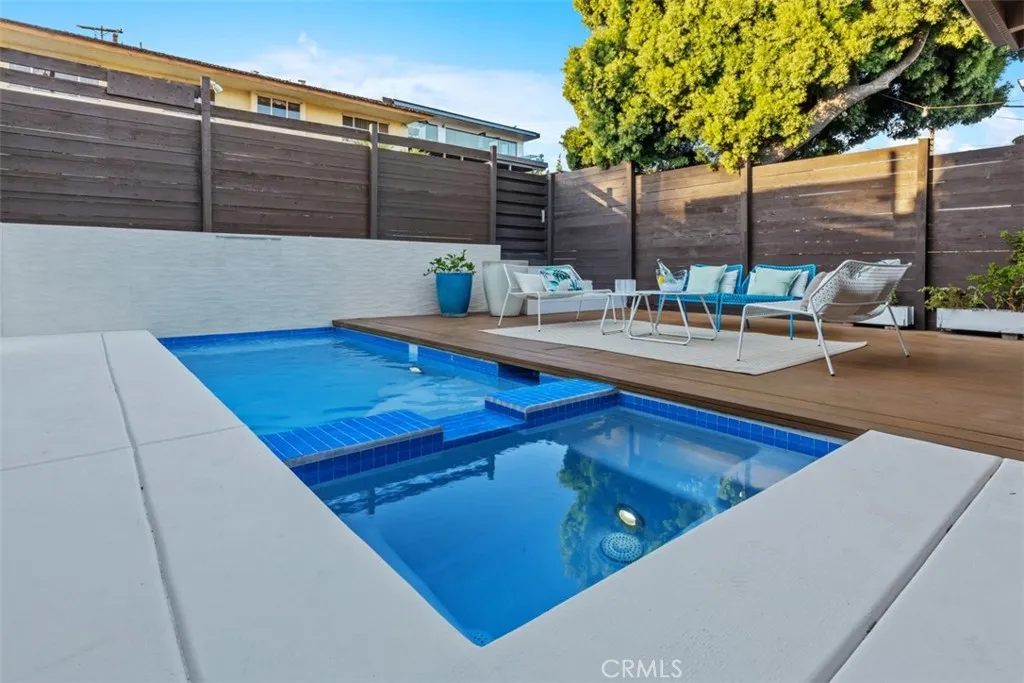 https://cdn.realtyfeed.com/cdn/127/306533901/0edf79b94c3dc35a428e6f1fc05e14f5.webp