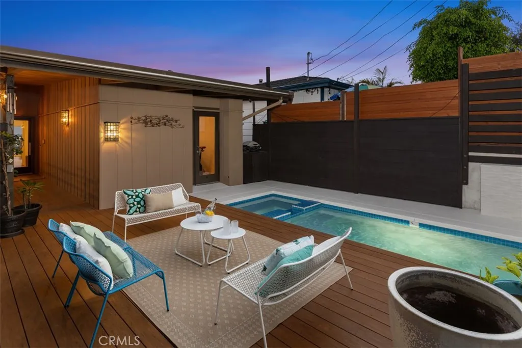 https://cdn.realtyfeed.com/cdn/127/306533901/21b21f220fe9a28bb45804ca603fb76d.webp