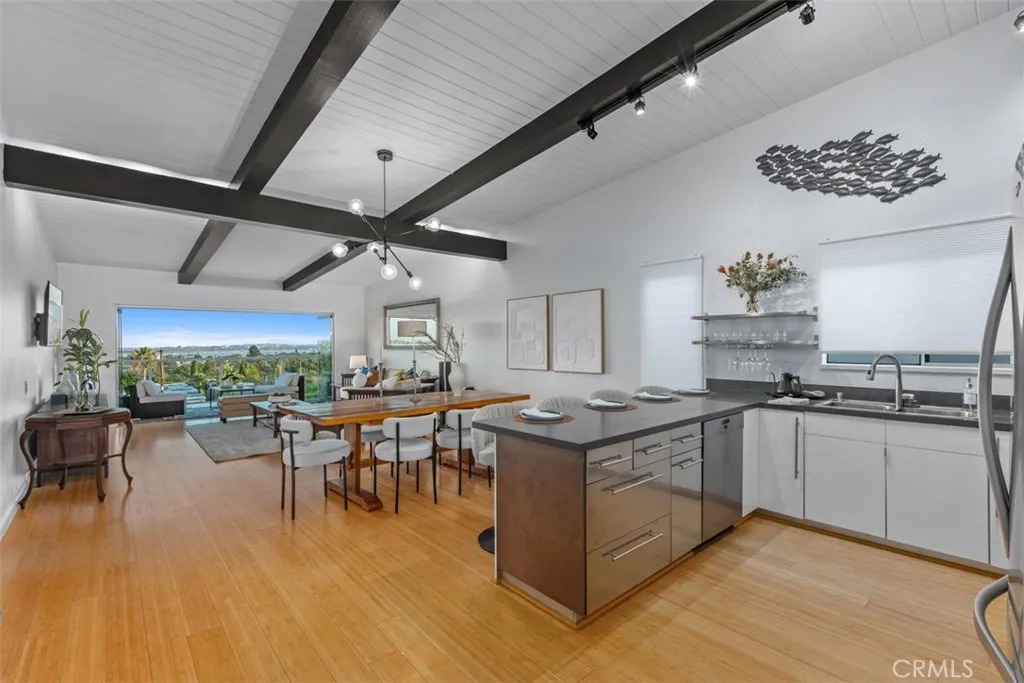 https://cdn.realtyfeed.com/cdn/127/306533901/fdc80d614e01e96f14b1c1ef920a12a0.webp