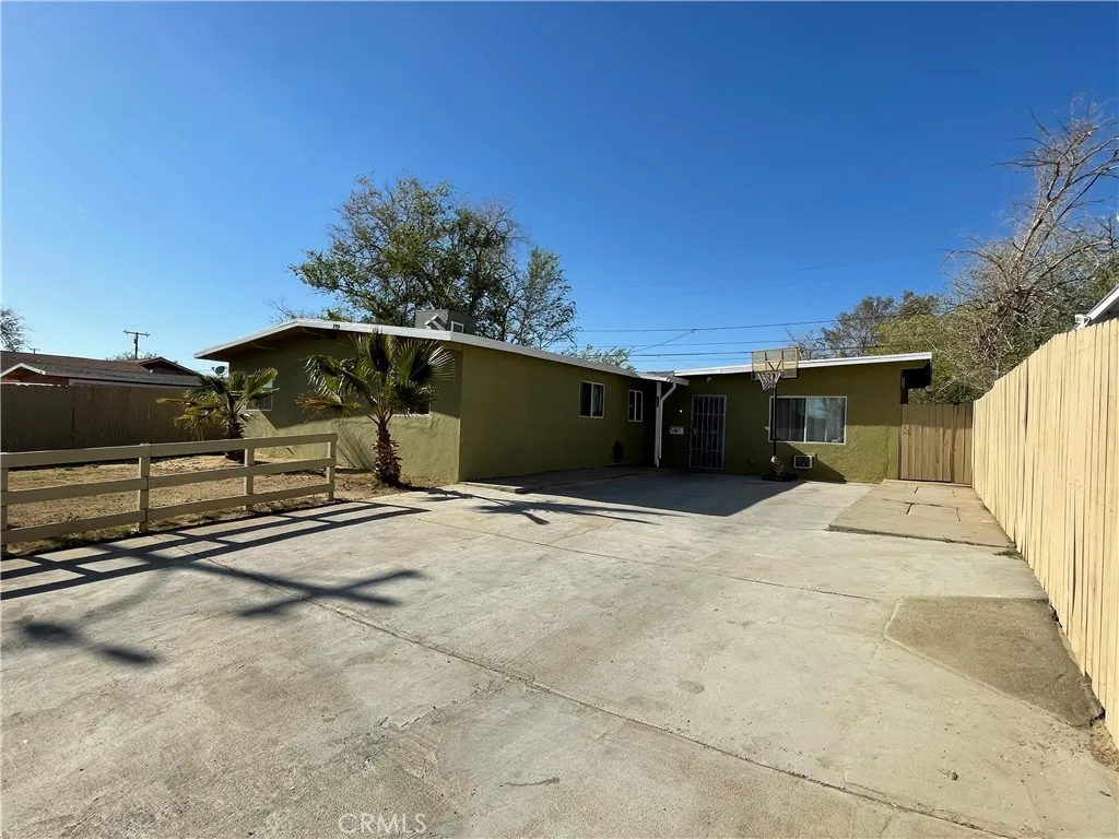 Lancaster, CA 93534