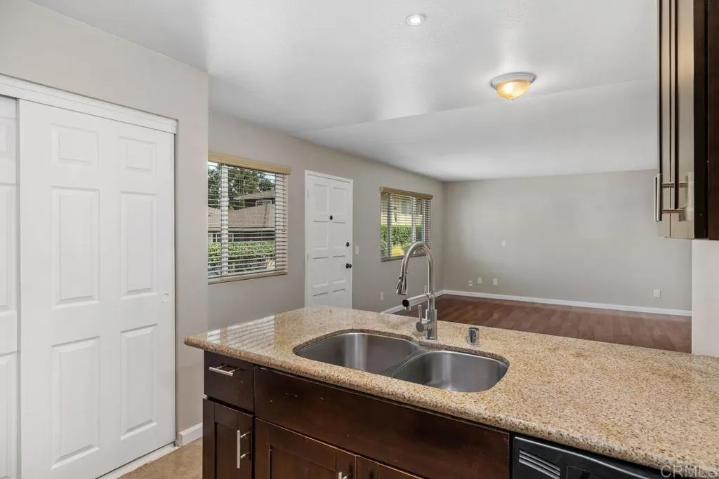 https://cdn.realtyfeed.com/cdn/127/306533924/9dc8e34341a7166b46f9e66bb05c65e2.webp