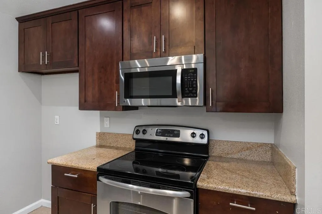 https://cdn.realtyfeed.com/cdn/127/306533924/f3594b3681a6a6746327a6dc14650a5c.webp