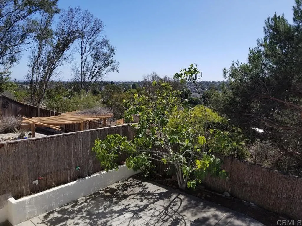 https://cdn.realtyfeed.com/cdn/127/306533937/48d99c9fda7a283318066f7ef99a3f39.webp