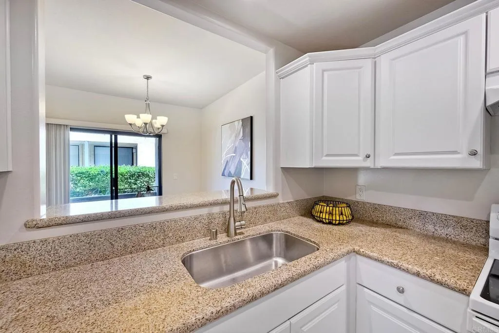 https://cdn.realtyfeed.com/cdn/127/306533995/9f69efa63e95a94a38eddfa8281c6e4c.webp
