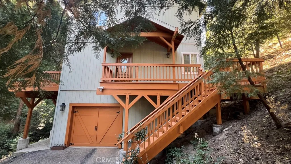 Crestline, CA 92325