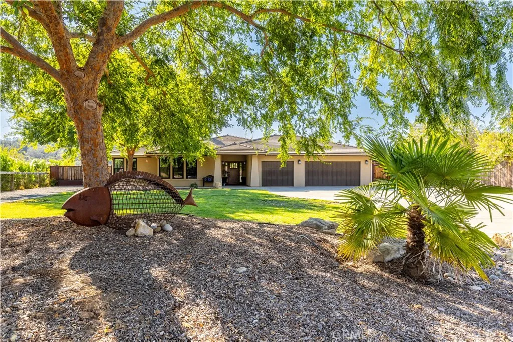 Paso Robles, CA 93446