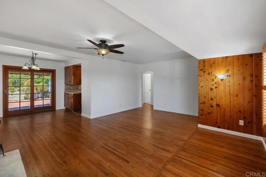 https://cdn.realtyfeed.com/cdn/127/306534086/7342c5d47e67b5c1f26682207cb6cbfb.webp