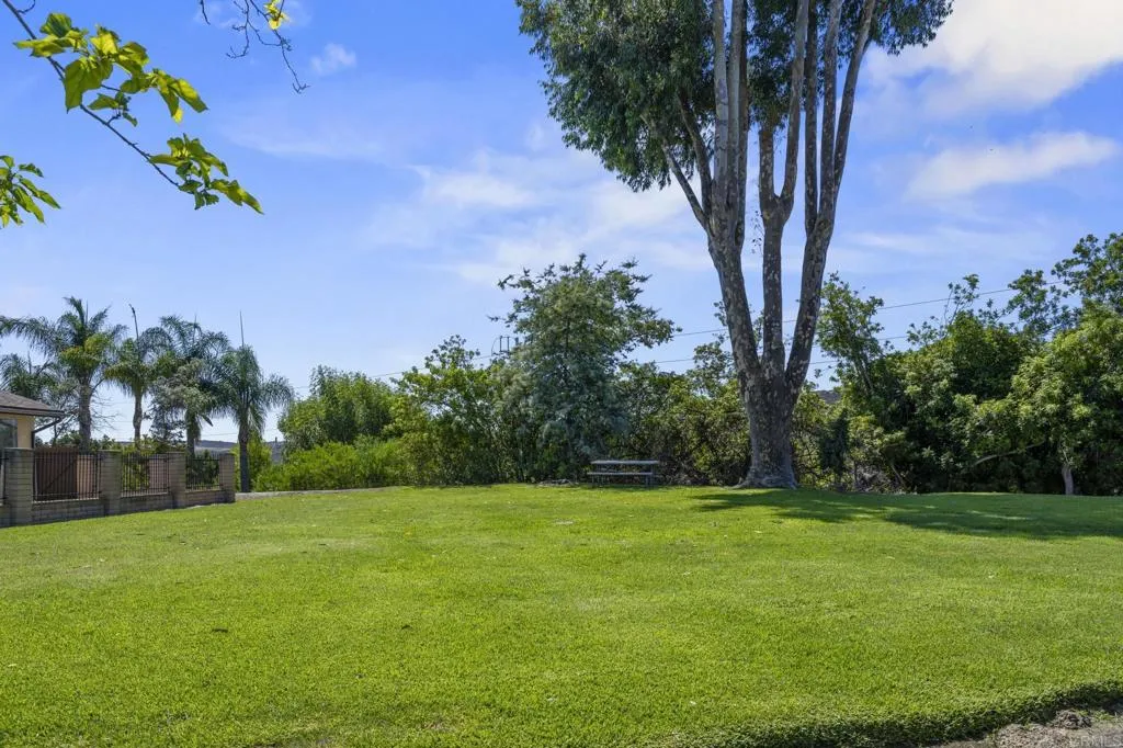https://cdn.realtyfeed.com/cdn/127/306534087/6b8b3ae5b278cc038bb79358996c9840.webp