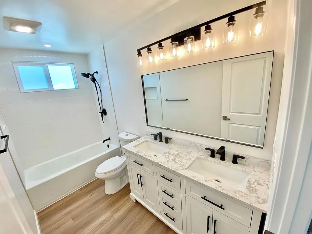 https://cdn.realtyfeed.com/cdn/127/306534124/0692bf4d620fe3ee8b212b0c1526b8f8.webp