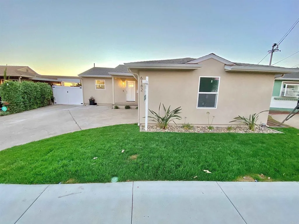 https://cdn.realtyfeed.com/cdn/127/306534124/bfe2697aa2d2cbc2f79711b9ad6e97f9.webp