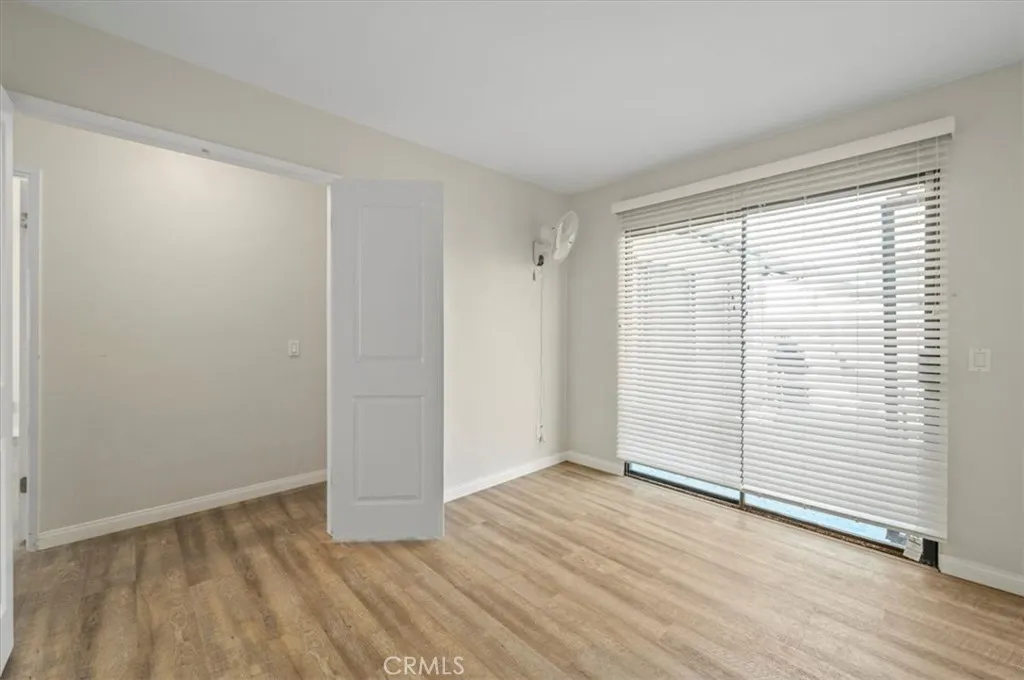 https://cdn.realtyfeed.com/cdn/127/306534141/0e7e779f67ec5b15f72e5c2747d9d3ae.webp