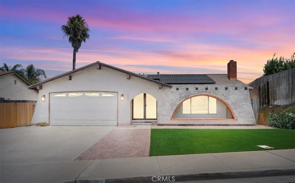 https://cdn.realtyfeed.com/cdn/127/306534141/56a9787fecc5b8625eb846bb83c35f08.webp