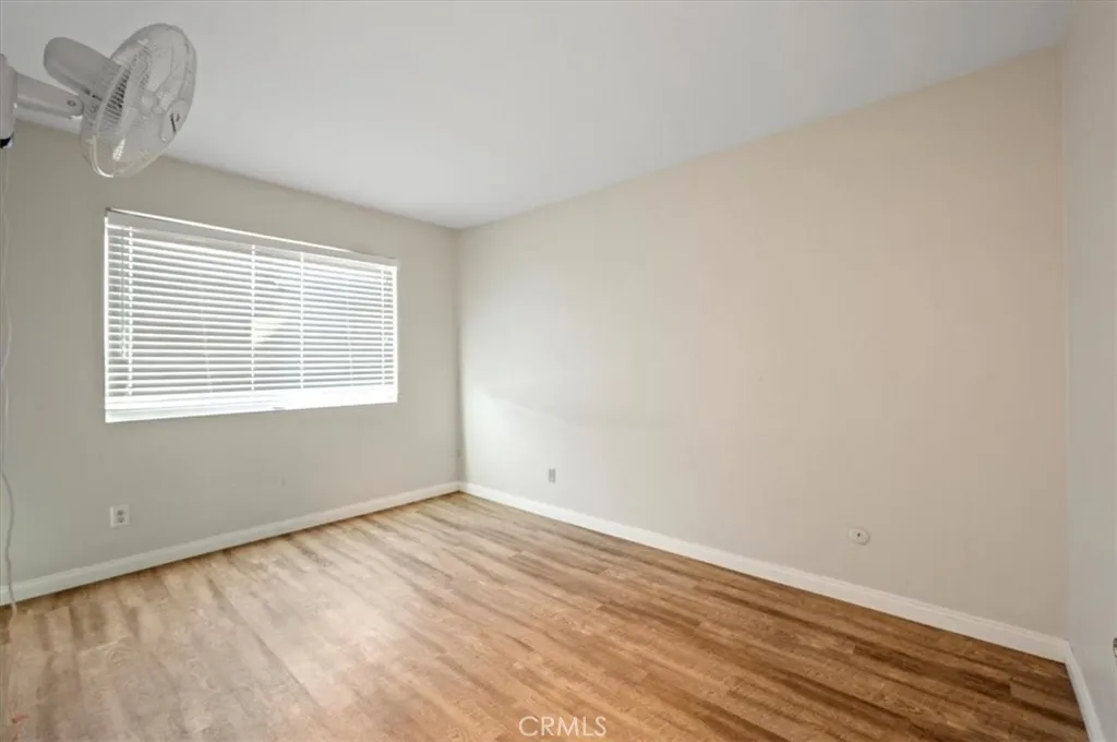 https://cdn.realtyfeed.com/cdn/127/306534141/97bf1c37880c632f1d3769ab2480ff42.webp