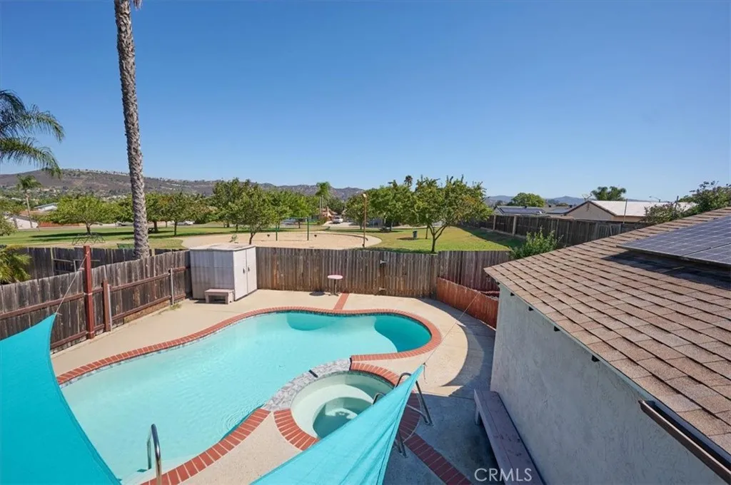https://cdn.realtyfeed.com/cdn/127/306534141/9d1baa5ca0d85d54a97532505628c5b9.webp