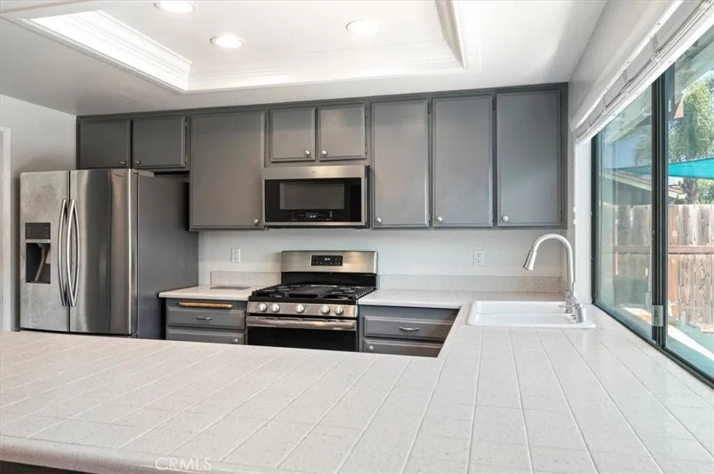 Photo #8: SW25197835 Listing: Photo #8