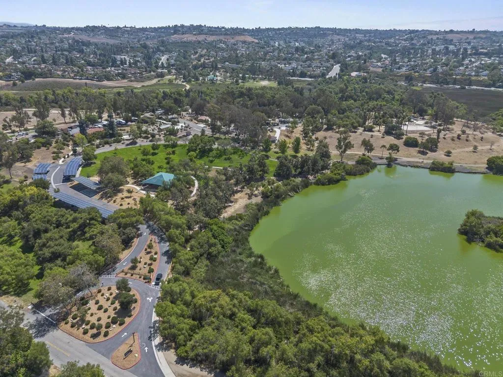 https://cdn.realtyfeed.com/cdn/127/306534229/5f0655d0a398f48b86a46f86af4c1b40.webp