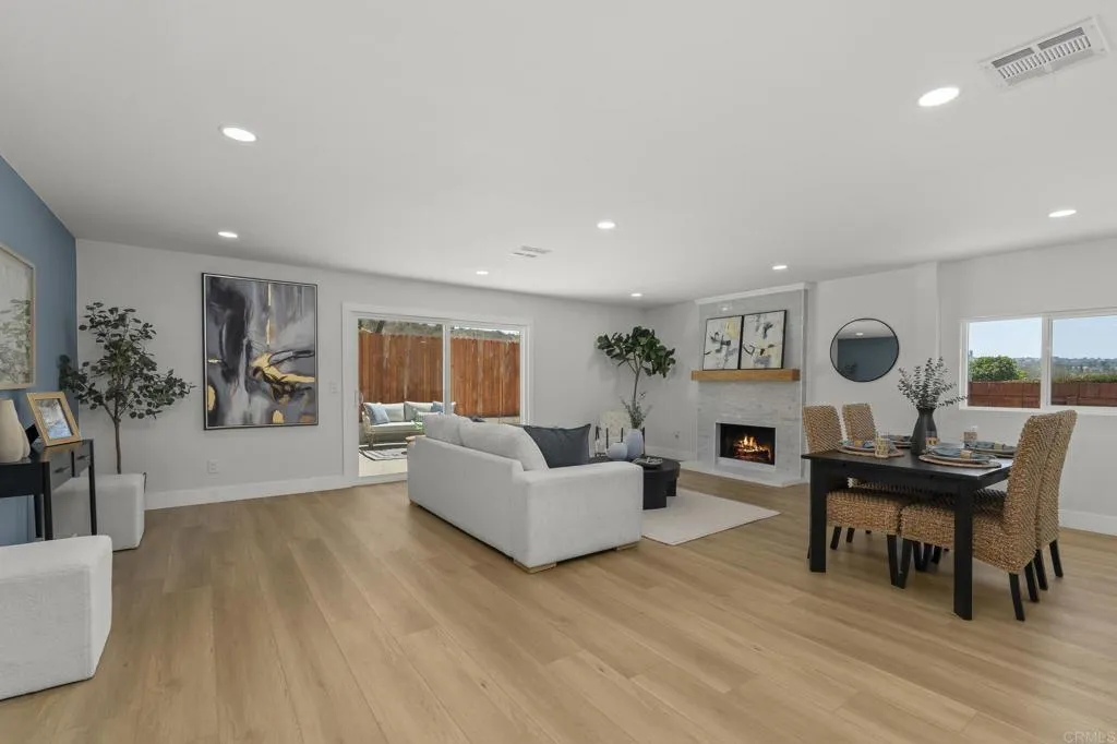 https://cdn.realtyfeed.com/cdn/127/306534229/718f08e631f75530f6476215e3f03b67.webp