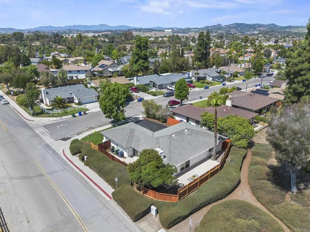 https://cdn.realtyfeed.com/cdn/127/306534229/77cd75d5e92b9604ea6007df253fb1e1.webp