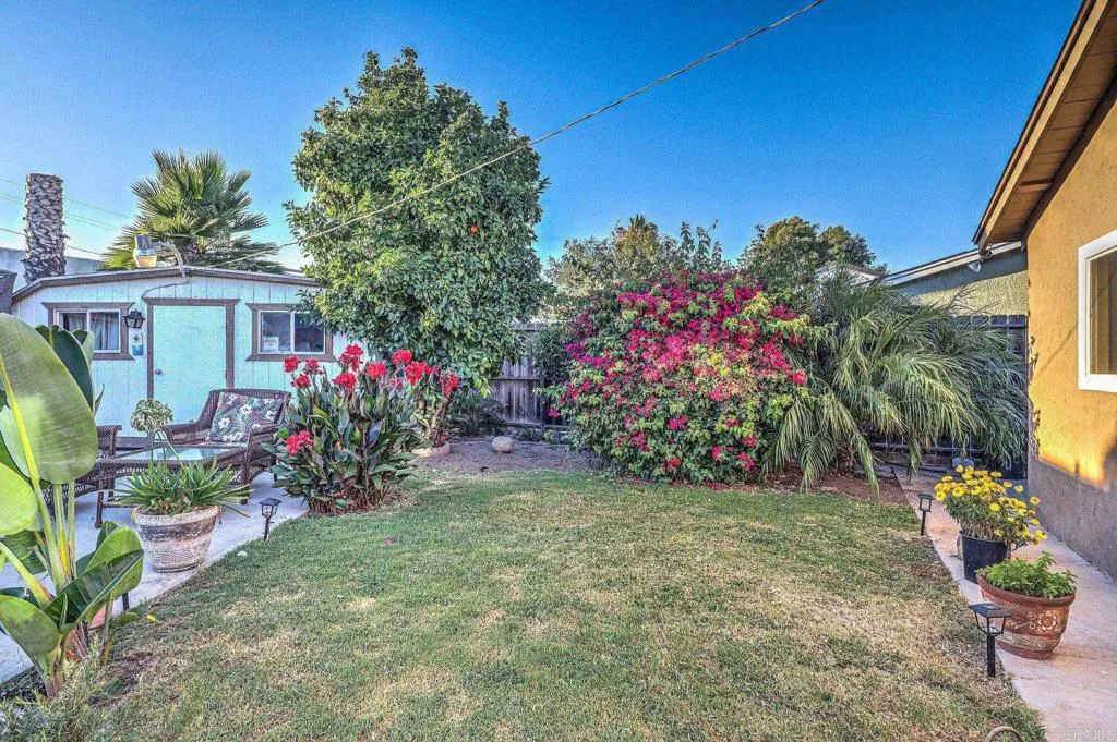 https://cdn.realtyfeed.com/cdn/127/306534238/736d2cf7279a4069d1f328d409b972f5.webp