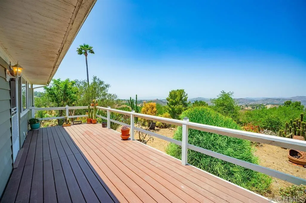 https://cdn.realtyfeed.com/cdn/127/306534304/3322373a23e4f24308e3df035a74f6da.webp