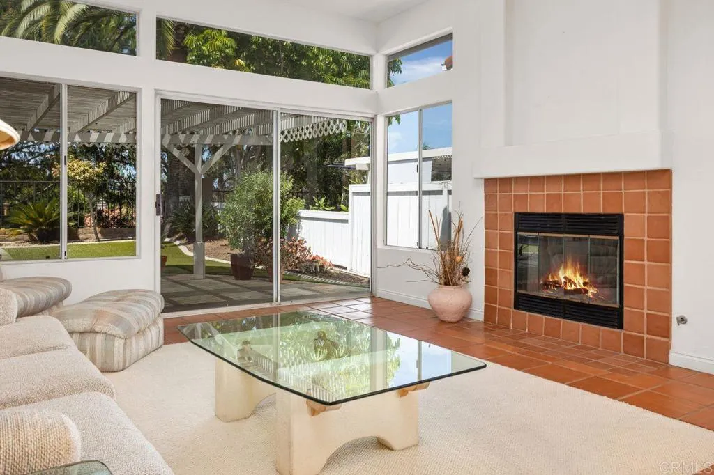 https://cdn.realtyfeed.com/cdn/127/306534380/41d6b59b627b55d79cf7c8e0e9136cd2.webp