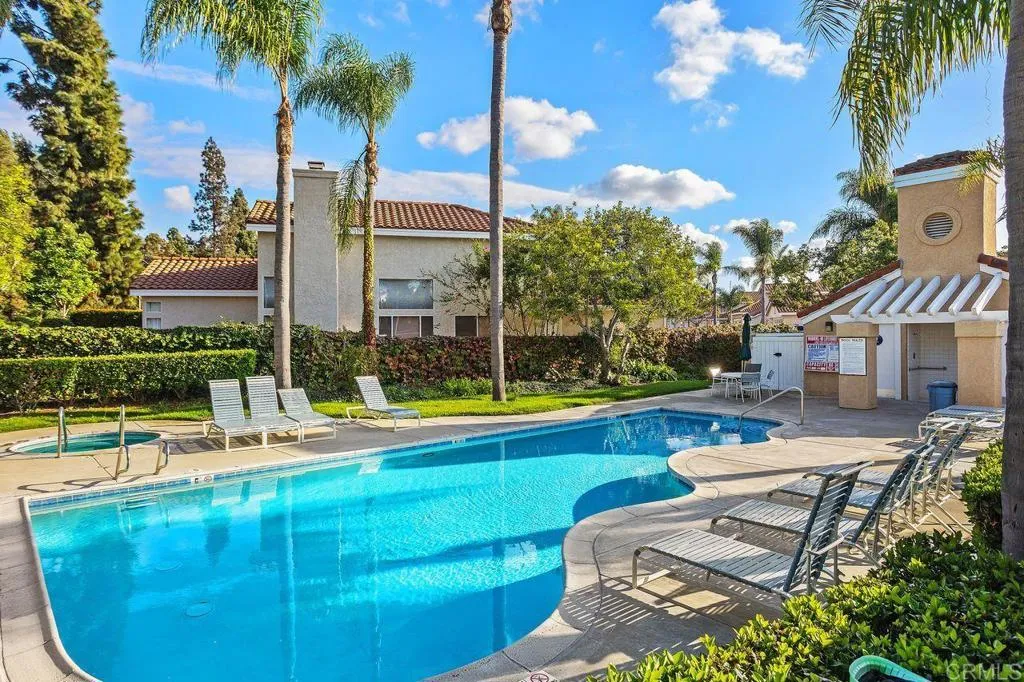 https://cdn.realtyfeed.com/cdn/127/306534380/62fbbde8de3e54f27d83183afc667062.webp
