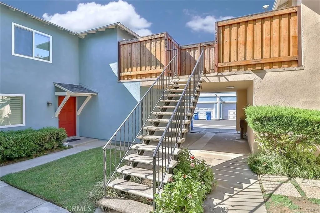 Agoura Hills, CA 91301