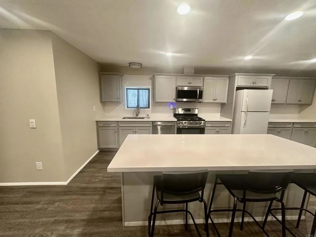 https://cdn.realtyfeed.com/cdn/127/306534432/1b9a25ccaa6079b4c1e5824168d61077.webp