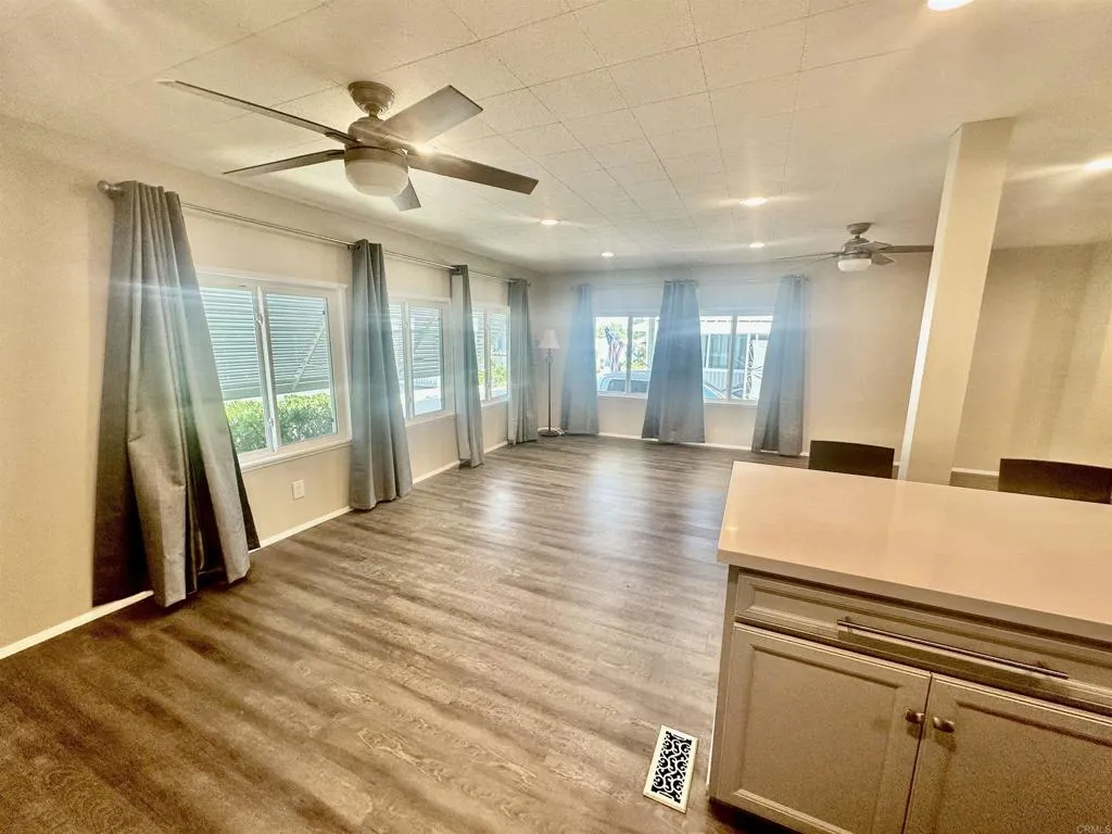 https://cdn.realtyfeed.com/cdn/127/306534432/ba3235f1e857c138f9ec209de0e821dc.webp