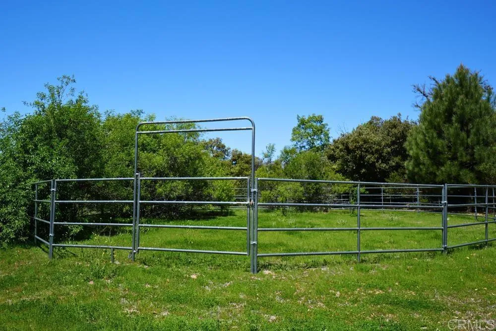 https://cdn.realtyfeed.com/cdn/127/306534451/35e5b370048bfde4297fe6fd28b1ae9c.webp