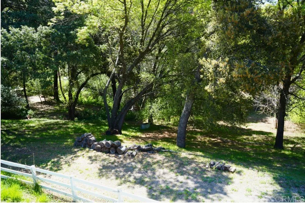 https://cdn.realtyfeed.com/cdn/127/306534451/bf5ad8f9a6624b4242e133931af6cf69.webp