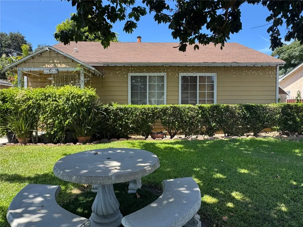 Sherman Oaks, CA 91411