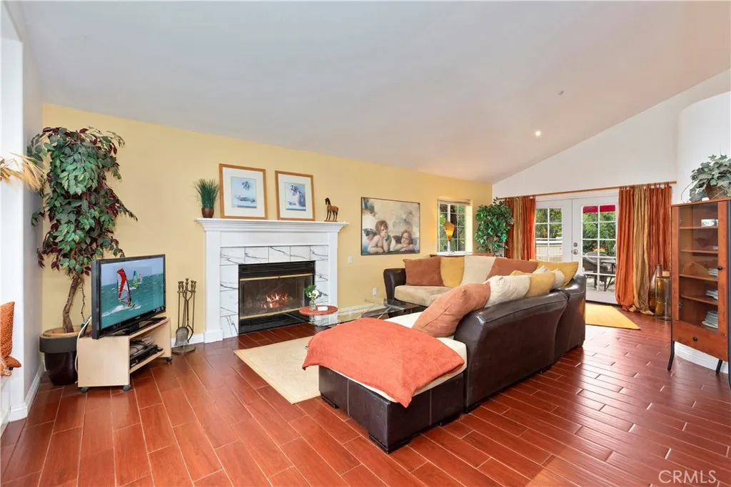 https://cdn.realtyfeed.com/cdn/127/306534523/6eb3c2a01b5296d7aa9fd78e844afb33.webp