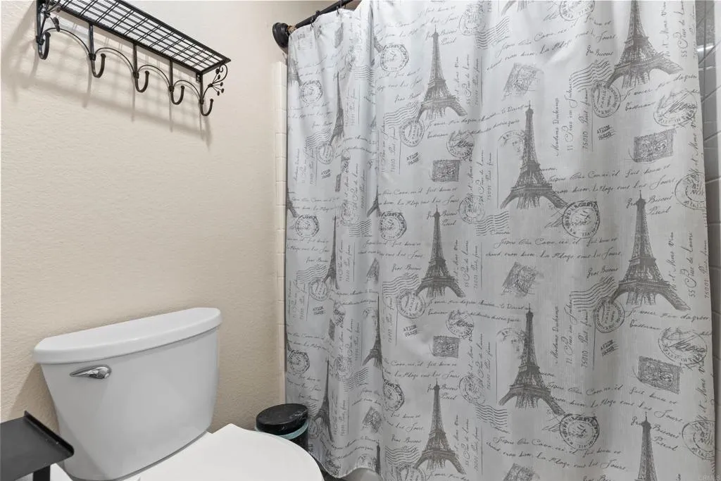 https://cdn.realtyfeed.com/cdn/127/306534564/776043ef050eb513f41d57b052631102.webp