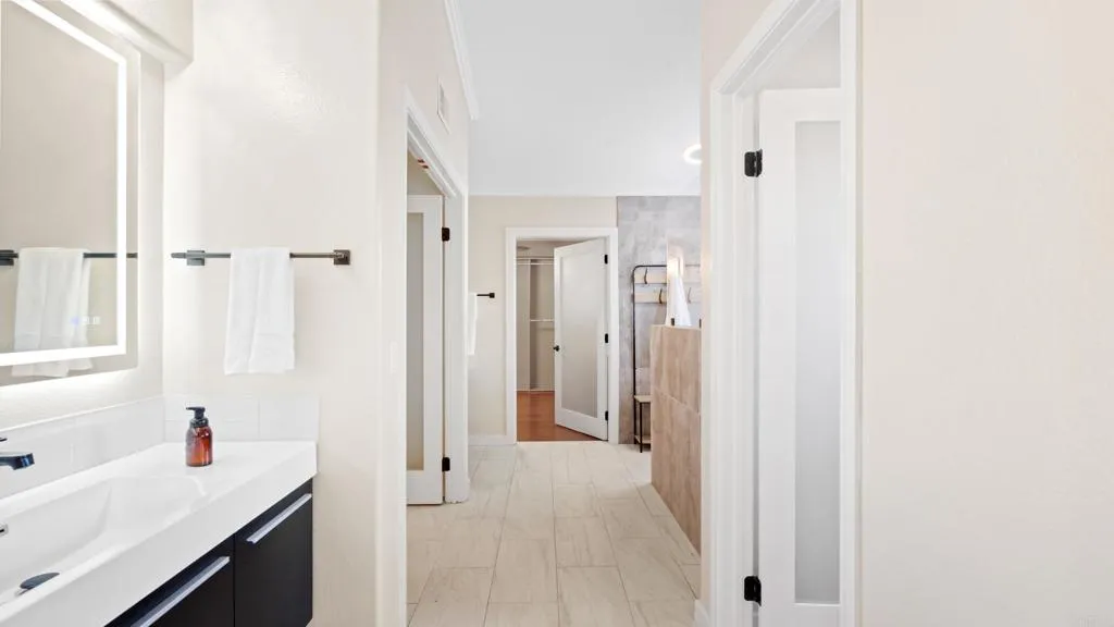 https://cdn.realtyfeed.com/cdn/127/306534564/899898106991eff42dea84813aa7dcca.webp