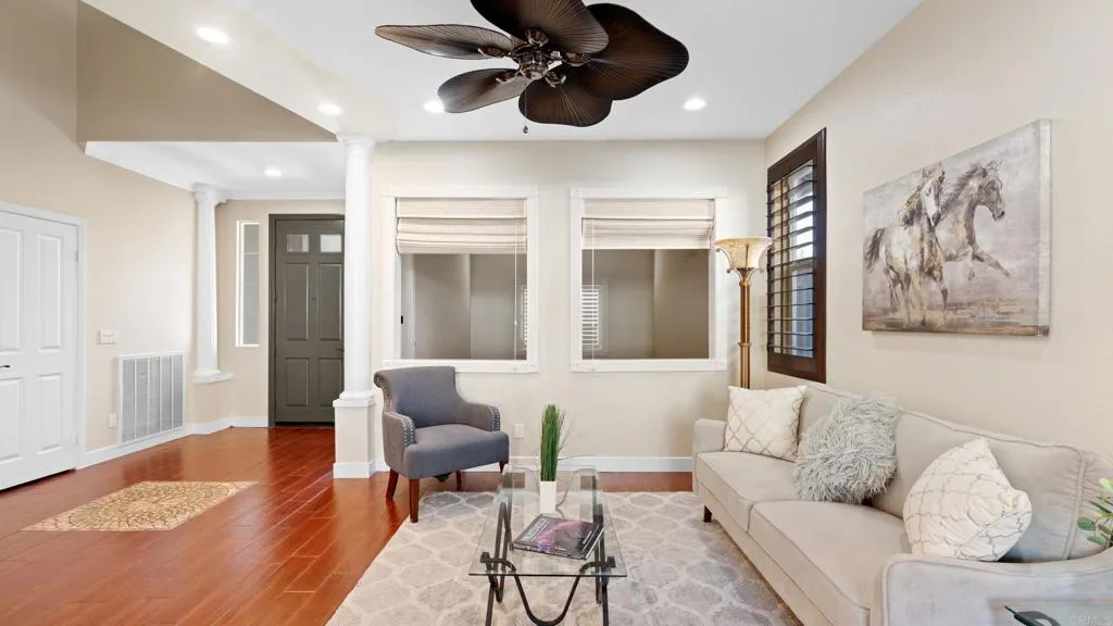 https://cdn.realtyfeed.com/cdn/127/306534564/948088096a4560689b80a81b13b52c46.webp