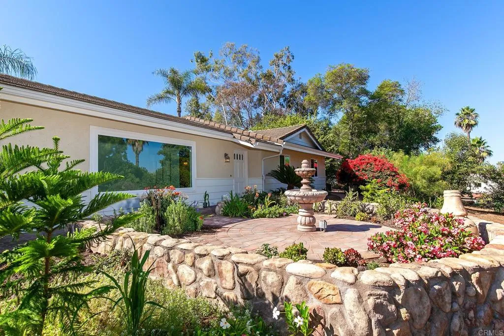 https://cdn.realtyfeed.com/cdn/127/306534662/17c77491b532f6220318df7b882ad390.webp