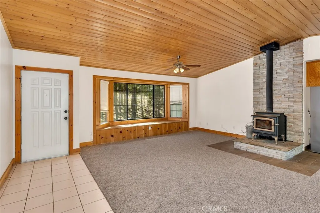38475 Sierra Lakes Drive, Oakhurst, CA 93644 - Photo 5 of 56, Oakhurst, CA
