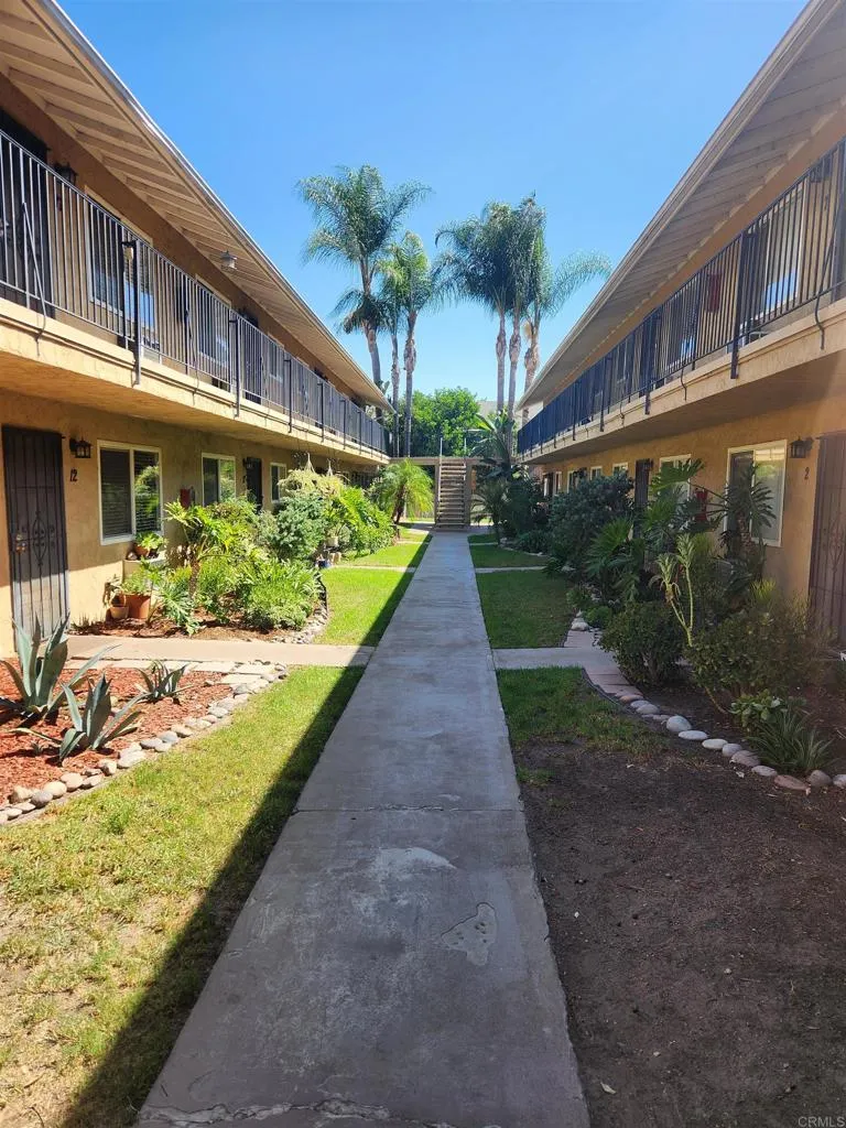 https://cdn.realtyfeed.com/cdn/127/306534667/7a0a789a6d03aee5b605c43a805dbc86.webp