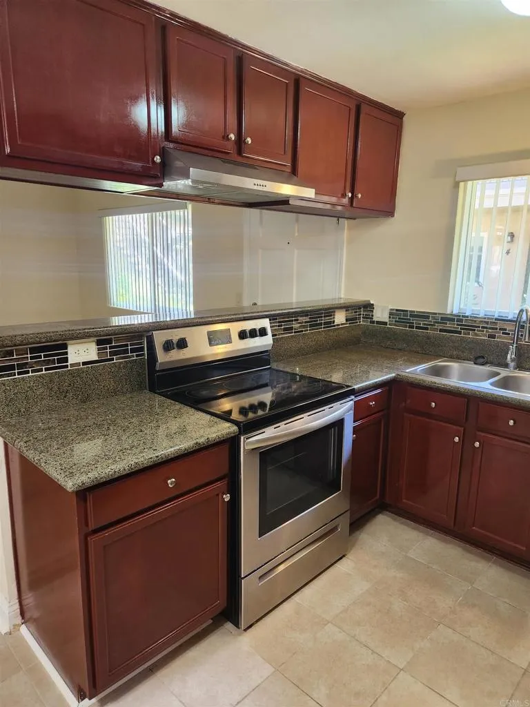 https://cdn.realtyfeed.com/cdn/127/306534667/f90d1bab9d460882304b39e9fcc448bc.webp