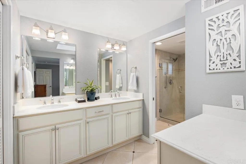 https://cdn.realtyfeed.com/cdn/127/306534670/3a4f1973d6f5375e98733df8639e50d4.webp