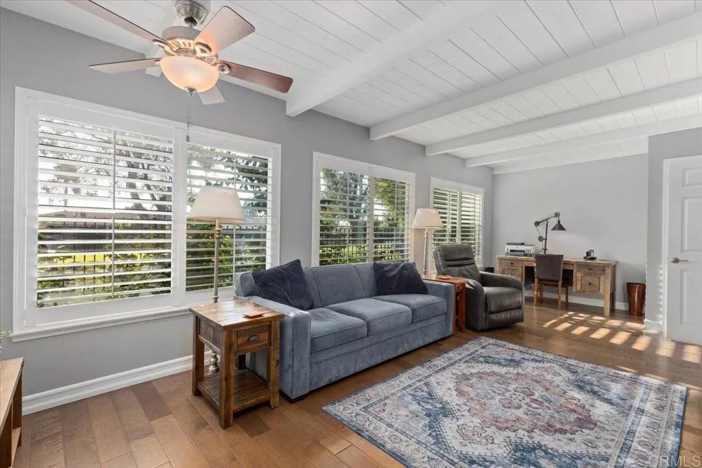 https://cdn.realtyfeed.com/cdn/127/306534670/956fc1b55f9d1e651612ef6f4e681e7a.webp