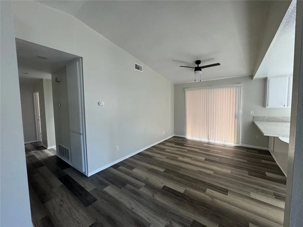 Lake Elsinore, CA 92530