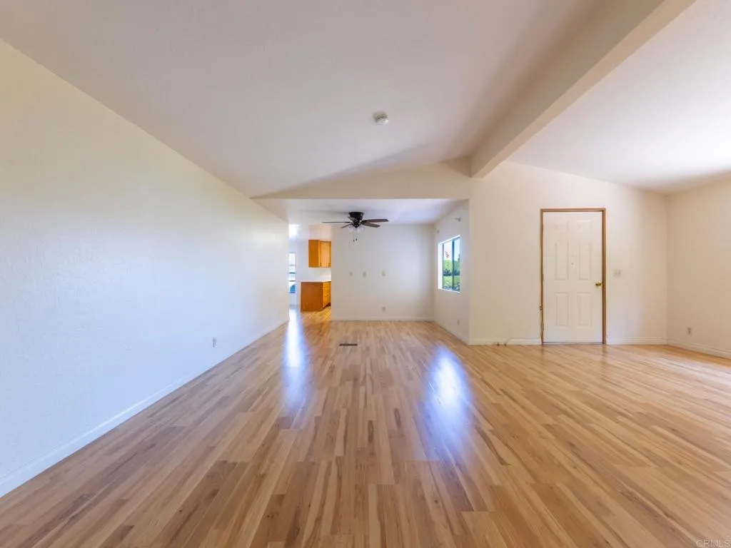 https://cdn.realtyfeed.com/cdn/127/306534719/8cf75e16854ab50c4ac52e3637e0f337.webp
