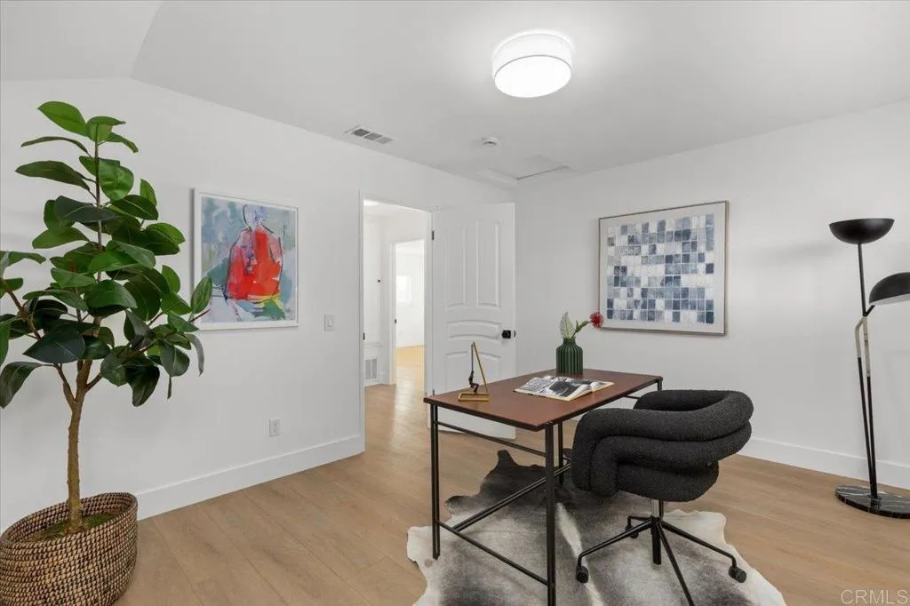 https://cdn.realtyfeed.com/cdn/127/306534722/04529d32e879efa0ef488f9bf73f8bee.webp