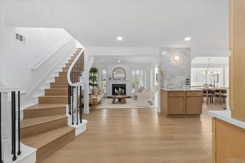 https://cdn.realtyfeed.com/cdn/127/306534722/7460d366bcc1818931b0ee2a75e55408.webp