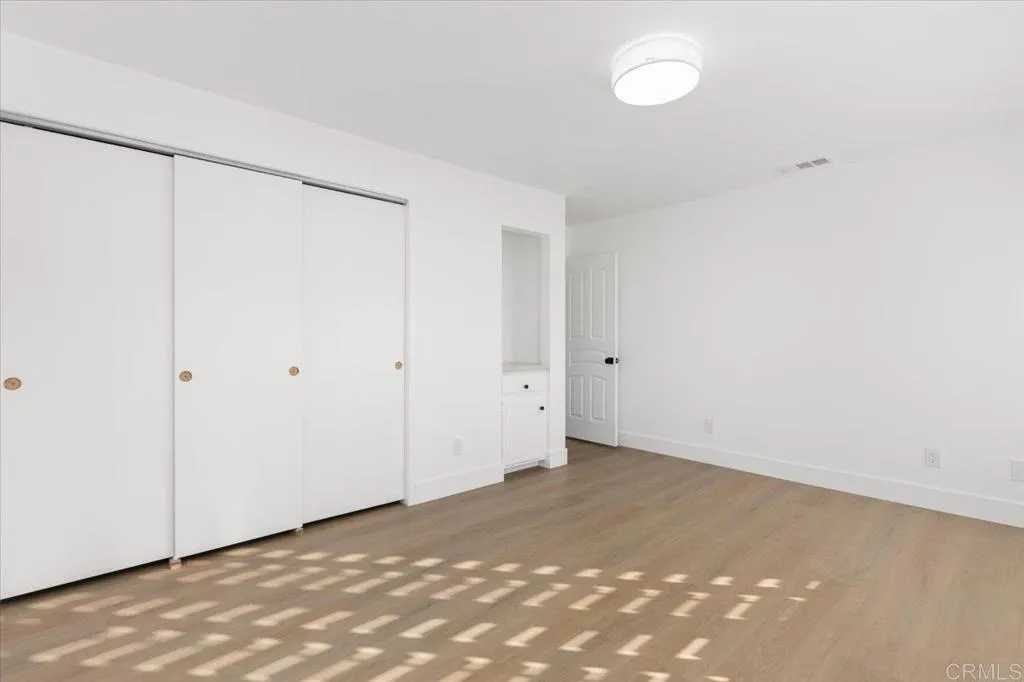 https://cdn.realtyfeed.com/cdn/127/306534722/ceec2e0553970ec08e0de12c39a54976.webp
