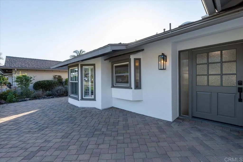 https://cdn.realtyfeed.com/cdn/127/306534722/f5e89fddd1af2c74d89bea0e67231fc5.webp