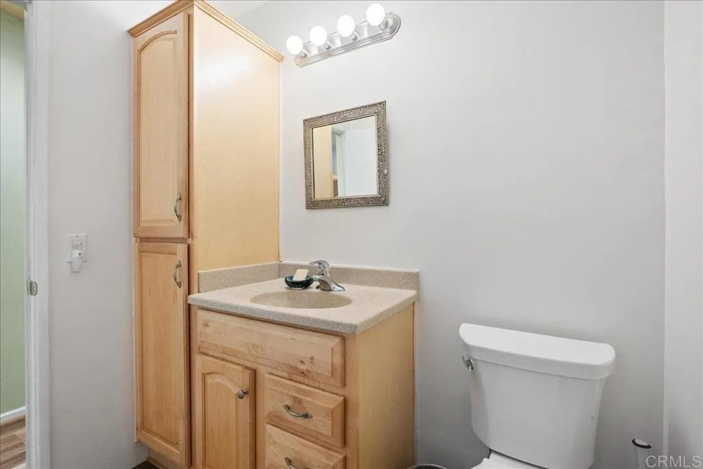 https://cdn.realtyfeed.com/cdn/127/306534727/0ce38bfeaa9bded60bd3e1f18cbabe0d.webp